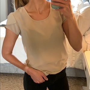 Flutter sleeves + back zipper top